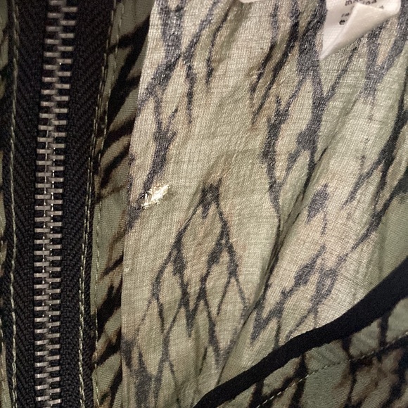 Silence + Noise Size M Moss Green Ikat Print flowy Witchy T-Shirt Rayon Dress - Picture 11 of 11